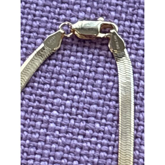 SHASHI Silk Gold Necklace in Gold New Womens Jewelry - Picture 5 of 6